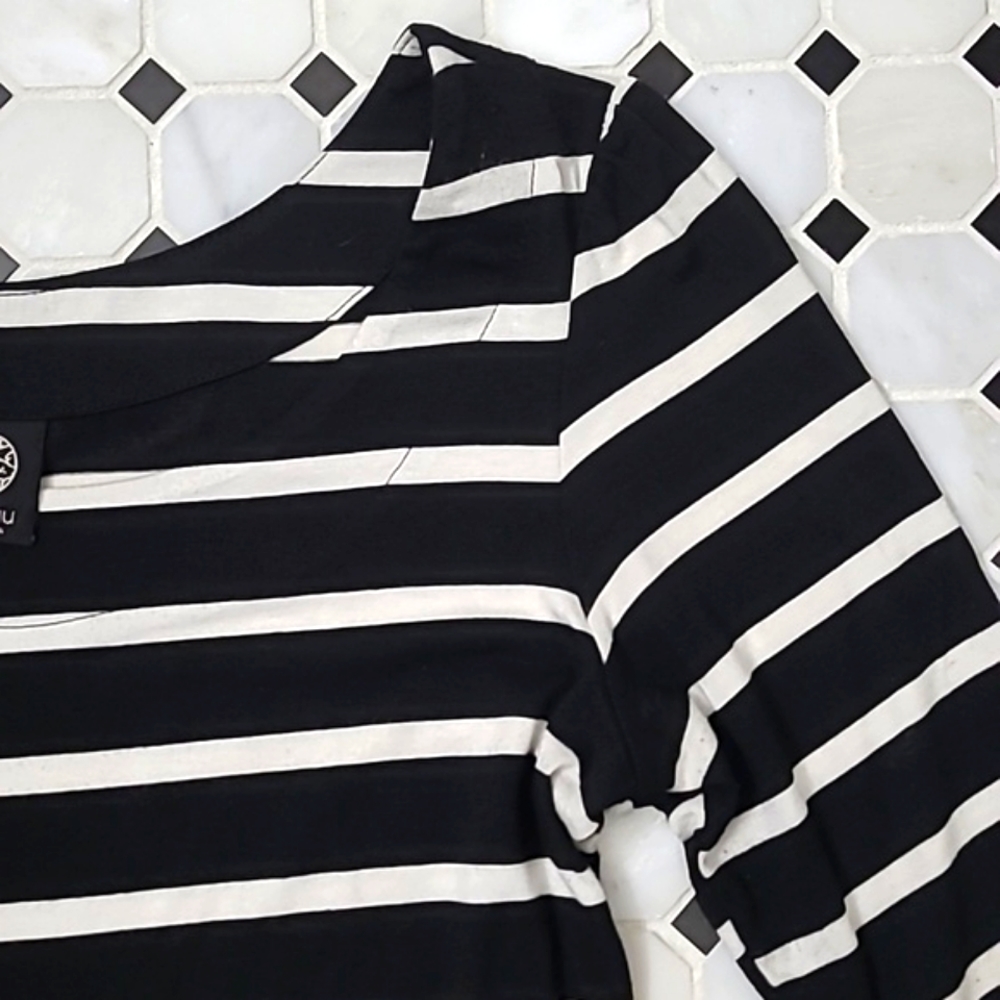 Bobeau Knit Pemplum Blouse Black & White Stripe Size M - Picture 2 of 7